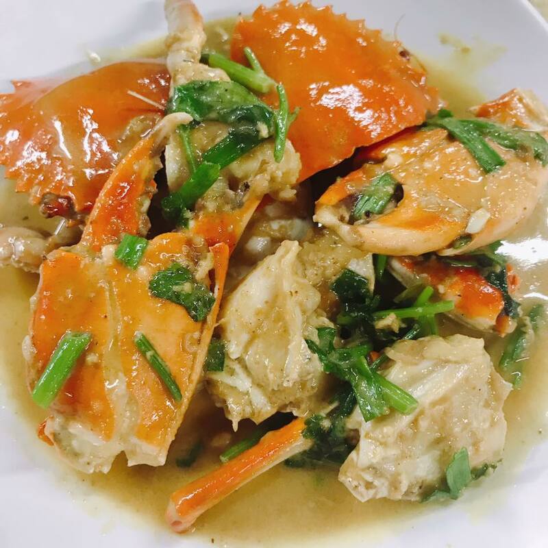 รวม 12 ร้านอาหารทะเลระยอง ร้านติดทะเล บรรยากาศชิลๆ พิกัดเด็ดที่น่าตามไปชิม!