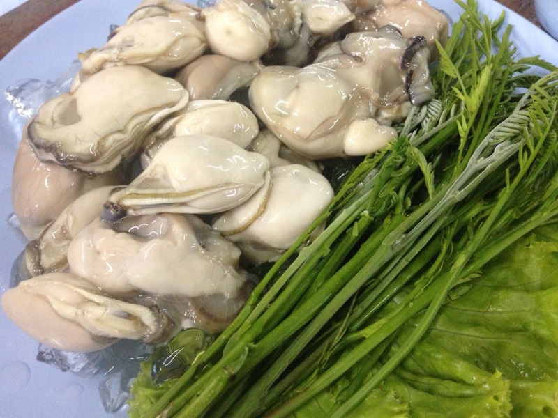 รวม 12 ร้านอาหารทะเลระยอง ร้านติดทะเล บรรยากาศชิลๆ พิกัดเด็ดที่น่าตามไปชิม!