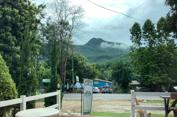 top 14+ ที่พักกาญจนบุรี 2567 ใกล้น้ำตกเอราวัณ วิวสวย ราคาถูกและดี