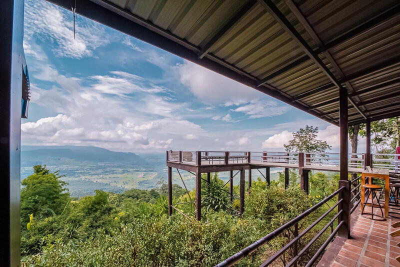 top 10+ ที่พักเนินมะปราง 2567 ที่พักบ้านมุง พิษณุโลก บรรยากาศดี ชมวิวภูเขาหินปูน