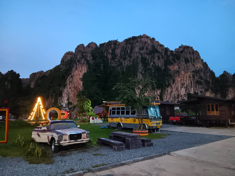 top 10+ ที่พักเนินมะปราง 2567 ที่พักบ้านมุง พิษณุโลก บรรยากาศดี ชมวิวภูเขาหินปูน