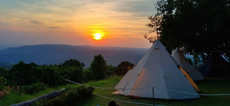 top 10+ ที่พักเนินมะปราง 2567 ที่พักบ้านมุง พิษณุโลก บรรยากาศดี ชมวิวภูเขาหินปูน