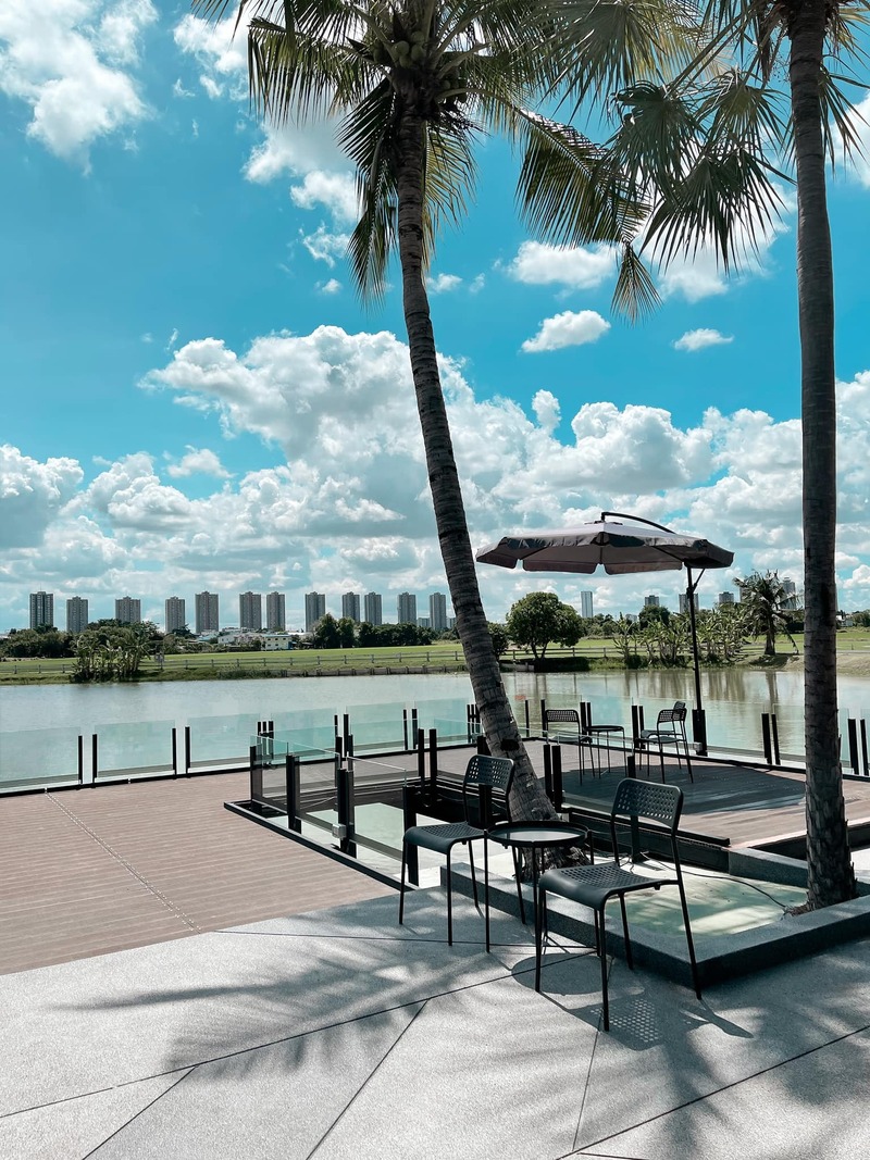 คาเฟ่เมืองทอง ต้องมาลอง เมืองทองนี่เด็ดจริง!