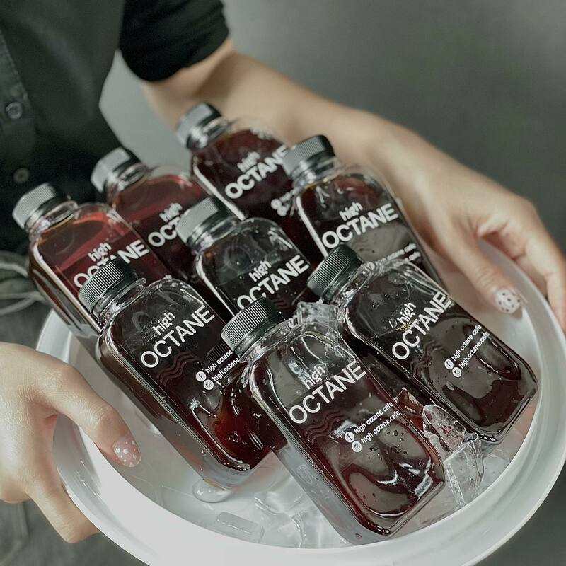 คาเฟ่เมืองทอง ต้องมาลอง เมืองทองนี่เด็ดจริง!