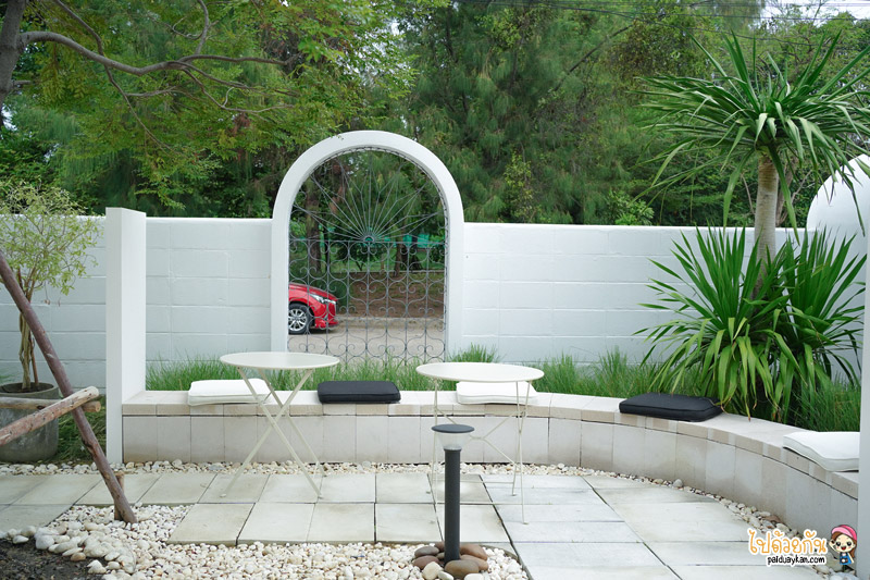 คาเฟ่ลาดพร้าว, คาเฟ่โชคชัยสี่, maysa-cafe, maysa café คาเฟ่สีขาวในบ้านไม้ ให้ฟีลมินิมอล