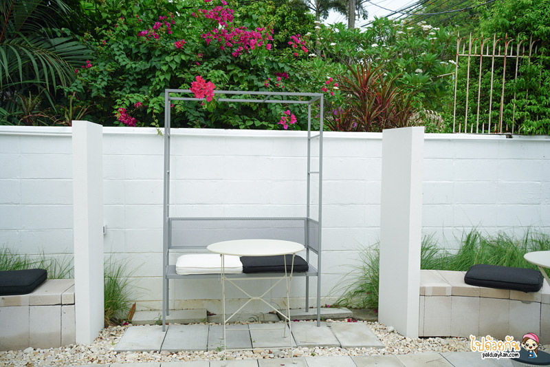 คาเฟ่ลาดพร้าว, คาเฟ่โชคชัยสี่, maysa-cafe, maysa café คาเฟ่สีขาวในบ้านไม้ ให้ฟีลมินิมอล