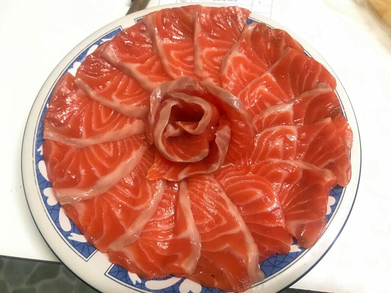 บุฟเฟ่ต์แซลมอนสุดคุ้ม ราคาเริ่มต้น ที่ 299฿ !! บอกเลยว่าคุ้มสุดๆ สำหรับสายแซลมอน