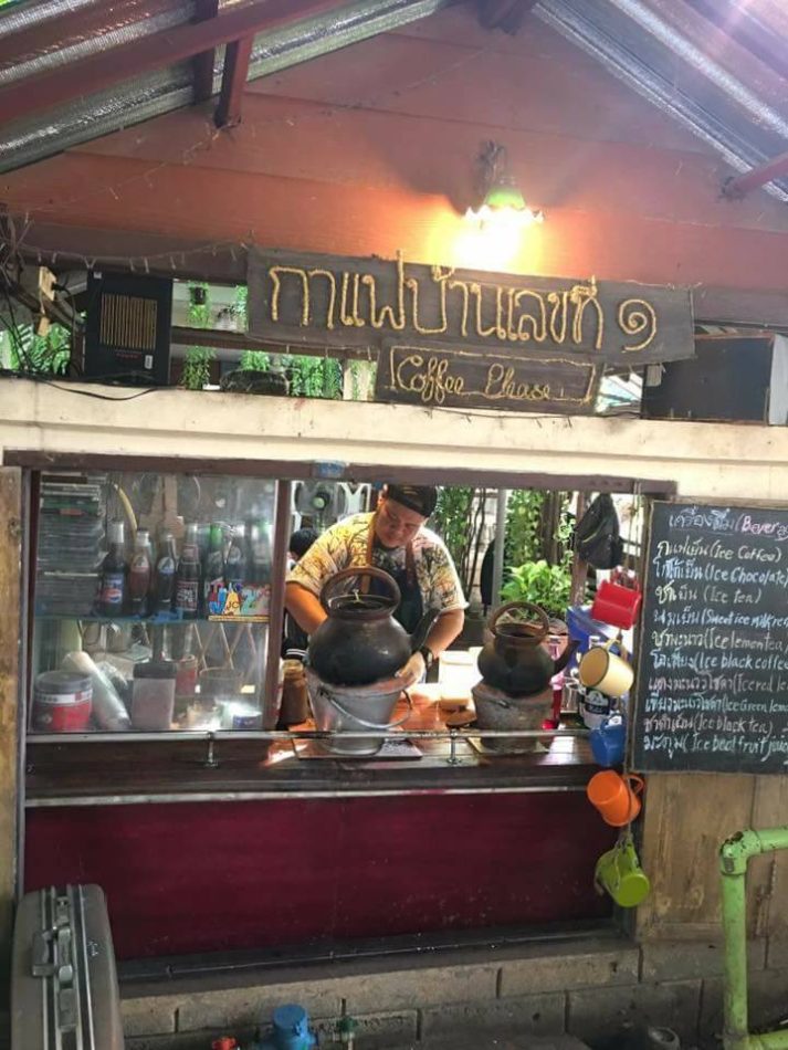 top 5+ คาเฟ่ริมน้ำในกรุงเทพ 2567 บรรยากาศเหมือนต่างจังหวัดเป๊ะเลย