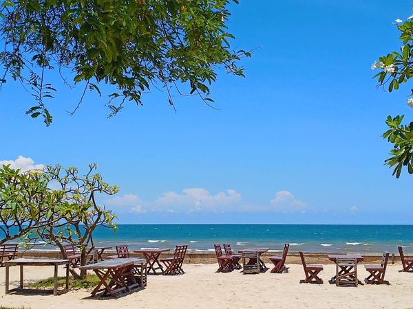 ร้านอาหารติดทะเล หัวหิน รวมร้านอาหารอร่อย บรรยากาศดีติดชายหาด ร้านเด็ดน่าแวะเมื่อมาประจวบฯ