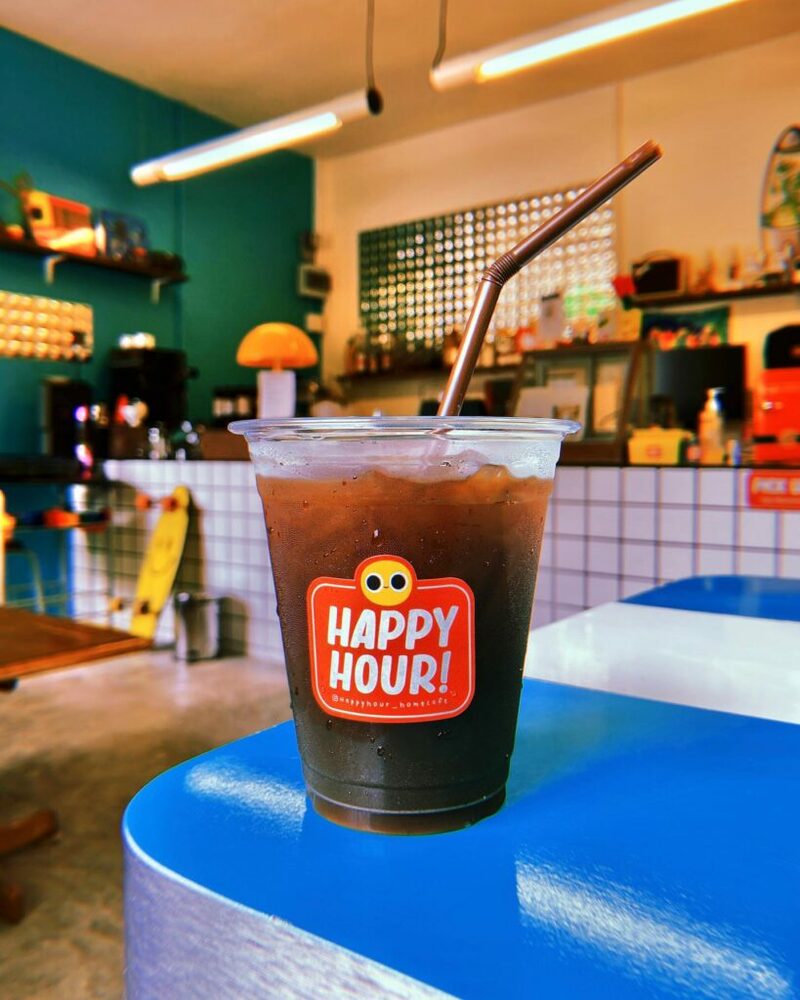 happy hour home café คาเฟ่ลับ ร้านน่ารัก เหมือนอยู่บ้าน