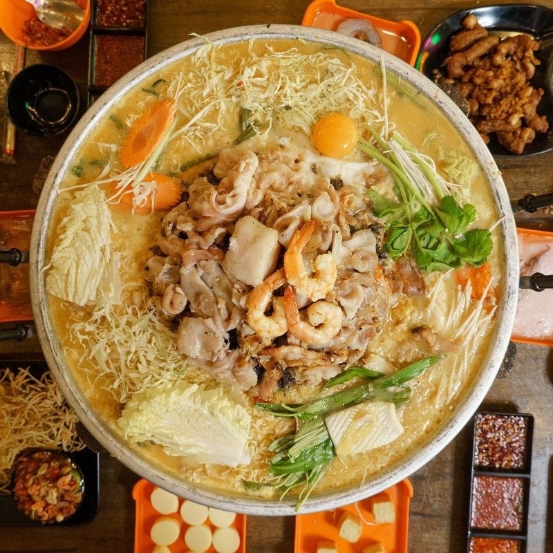 top 10+ ร้านอาหารสยาม 2567 ร้านเปิดใหม่ บรรยากาศดี อาหารอร่อย จัดเต็มเมนูคาวหวาน