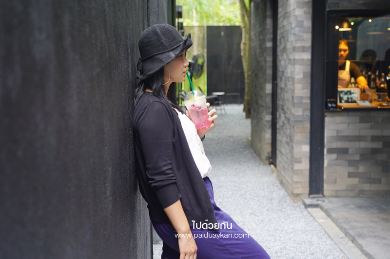 ร้านกาแฟเขาใหญ่, คาเฟ่เขาใหญ่, yellow submarine เขาใหญ่, yellow submarine ร้านกาแฟดีไซน์อาร์ท กลางป่า