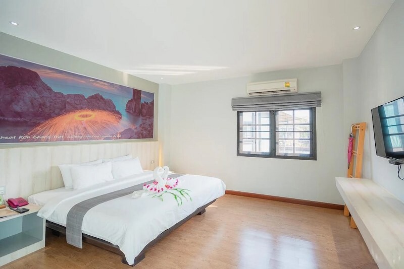 top 10+ ที่พักตราด 2567 ราคาถูก ในเมือง ติดทะเล ใกล้ท่าเรือ มีสระว่ายน้ำ