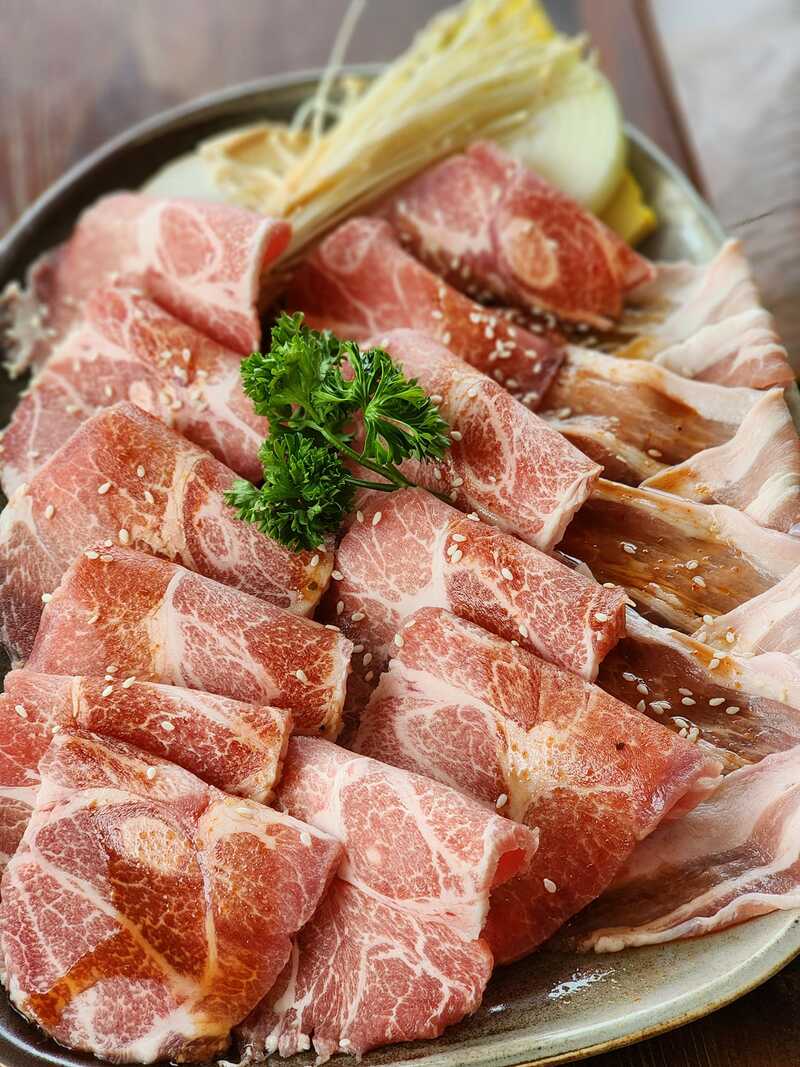 รวมร้านปิ้งย่างระยอง : 8 ร้านปิ้งย่างเจ้าเด็ดระยอง มีให้เลือกทั้งบุฟเฟ่ต์ และ a la carte บอกเลยสายกินไม่ควรพลาด