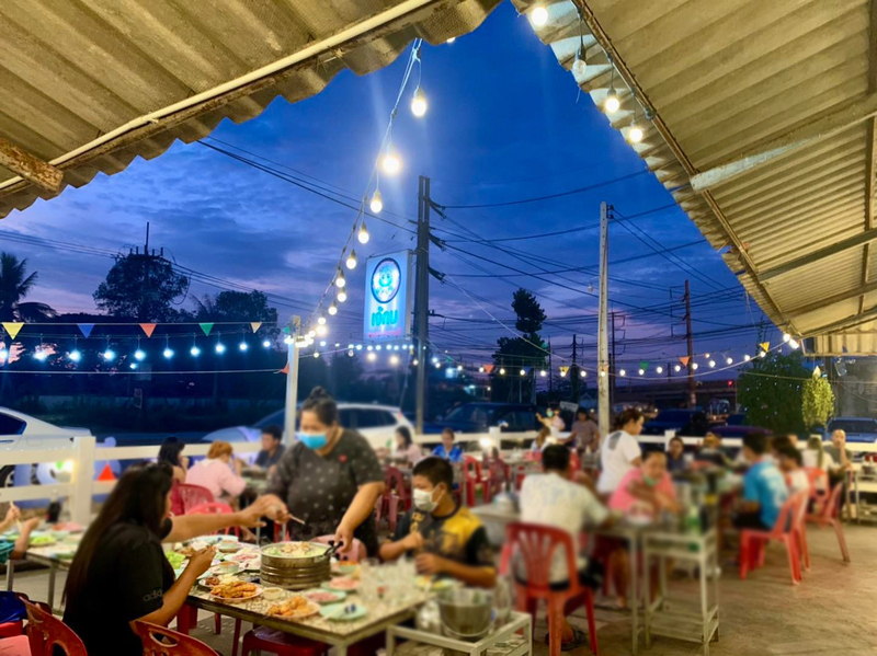 รวมร้านปิ้งย่างระยอง : 8 ร้านปิ้งย่างเจ้าเด็ดระยอง มีให้เลือกทั้งบุฟเฟ่ต์ และ a la carte บอกเลยสายกินไม่ควรพลาด