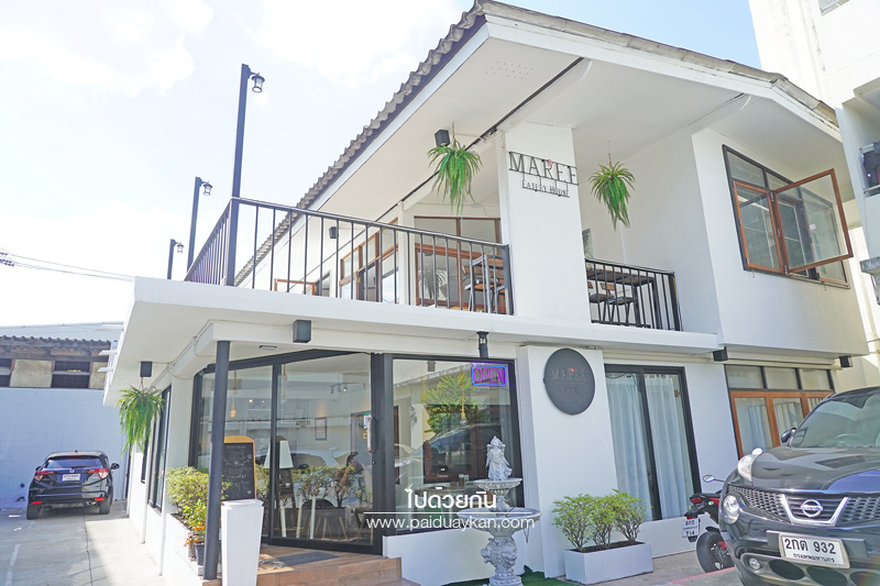 คาเฟ่ลาดพร้าว, บ้านมาลี, ร้านอาหารลาดพร้าว, บ้านมาลี ร้านอาหารบ้านไม้สีขาวในยุค 90