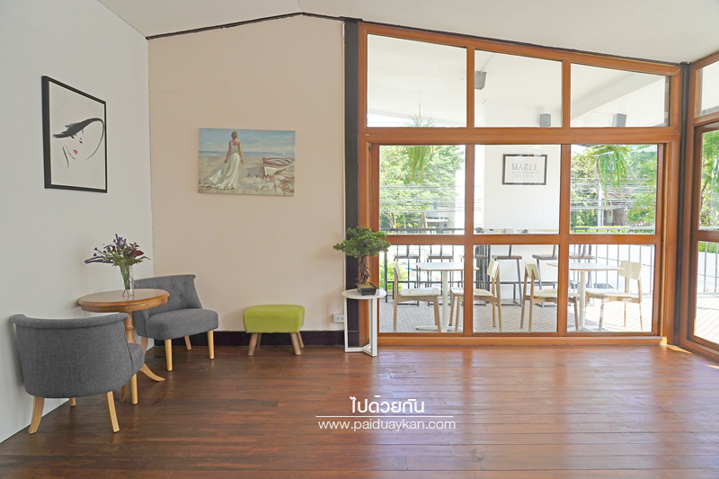 คาเฟ่ลาดพร้าว, บ้านมาลี, ร้านอาหารลาดพร้าว, บ้านมาลี ร้านอาหารบ้านไม้สีขาวในยุค 90