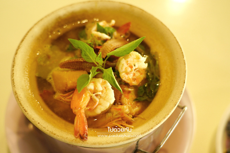 คาเฟ่ลาดพร้าว, บ้านมาลี, ร้านอาหารลาดพร้าว, บ้านมาลี ร้านอาหารบ้านไม้สีขาวในยุค 90