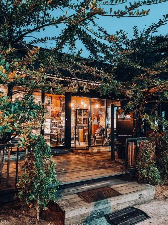 top 10+ คาเฟ่อ่างศิลา 2567 เขาสามมุข บรรยากาศดี ใกล้กรุงเทพ