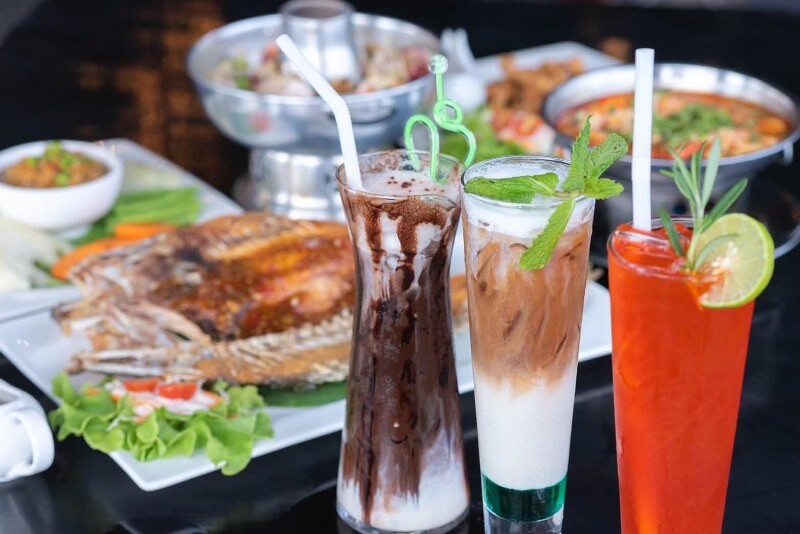 top 10+ คาเฟ่อ่างศิลา 2567 เขาสามมุข บรรยากาศดี ใกล้กรุงเทพ