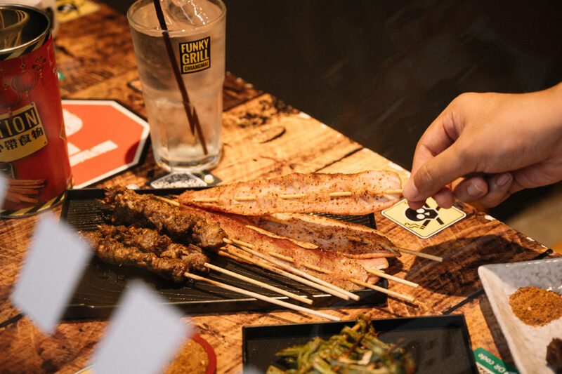 top 10+ restaurants for late night food in bangkok (2024 update)