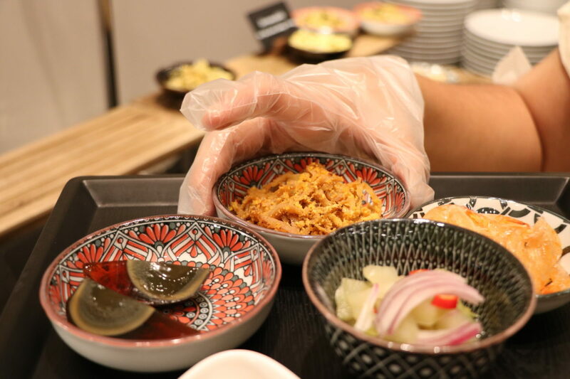 top 10+ restaurants for late night food in bangkok (2024 update)