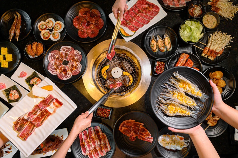 top 10+ restaurants for late night food in bangkok (2024 update)