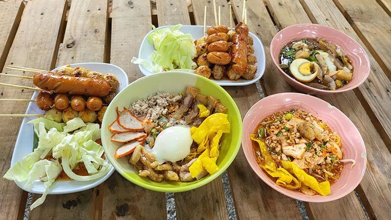 พัทยา, top 9+ ร้านลับพัทยา 2567 จอมเทียม นาเกลือ ริมทะเล อาหารทะเล ตามสั่ง ติดทะเล