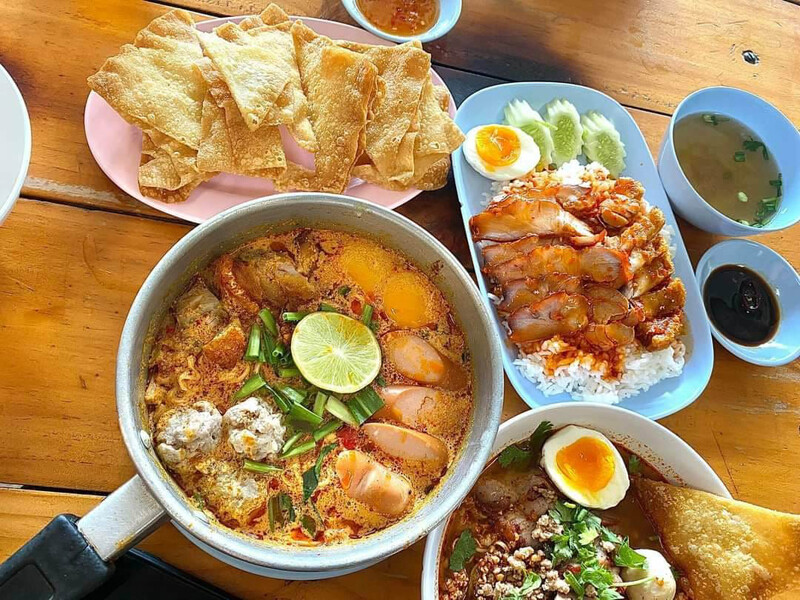 พัทยา, top 9+ ร้านลับพัทยา 2567 จอมเทียม นาเกลือ ริมทะเล อาหารทะเล ตามสั่ง ติดทะเล