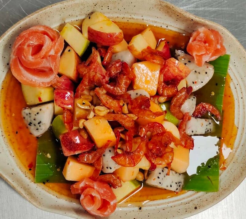 รวมร้านอาหารใกล้สนามบินหาดใหญ่ สงขลา ร้านอร่อยน่ากินเติมพลังให้เต็มอิ่มก่อนขึ้นเครื่อง!