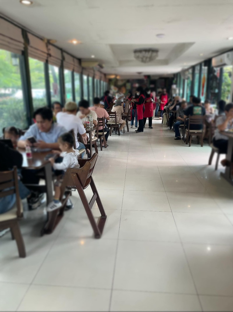 รวมร้านอาหารใกล้สนามบินหาดใหญ่ สงขลา ร้านอร่อยน่ากินเติมพลังให้เต็มอิ่มก่อนขึ้นเครื่อง!