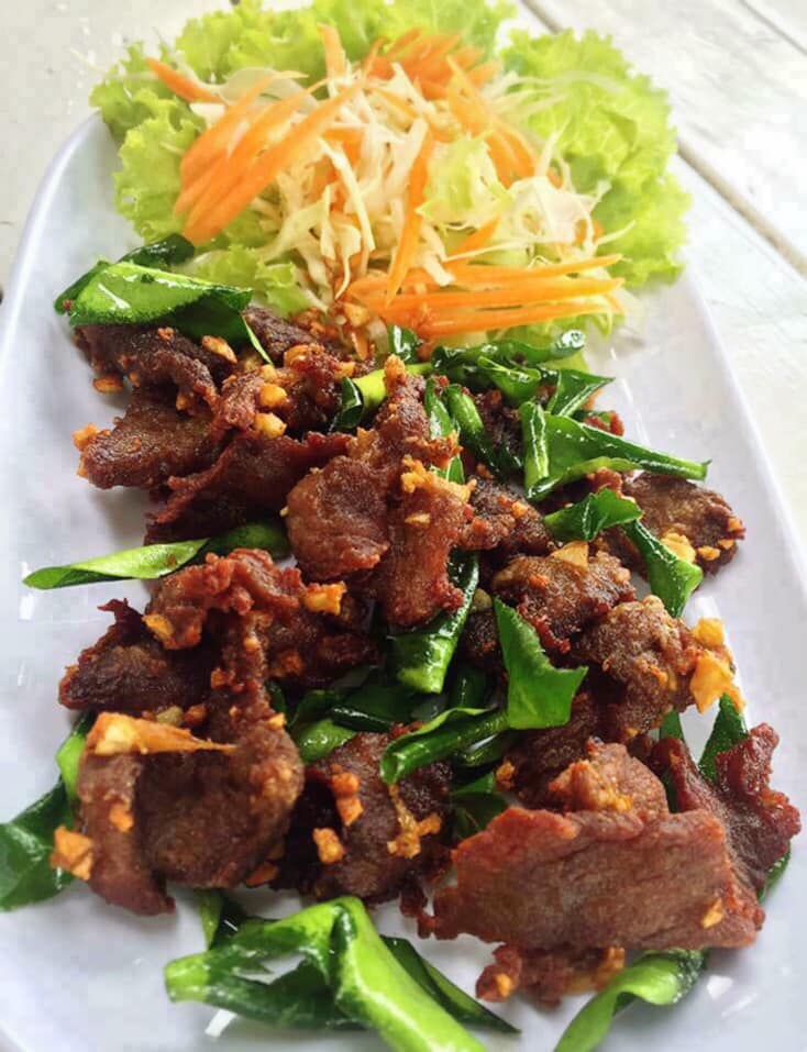 รวมร้านอาหารใกล้สนามบินหาดใหญ่ สงขลา ร้านอร่อยน่ากินเติมพลังให้เต็มอิ่มก่อนขึ้นเครื่อง!