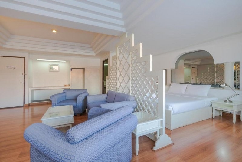 พัทยา, top 10+ ที่พักพัทยาติดทะเลราคาถูก รับลมทะเลเย็นๆ ราคาไม่เกิน 1,000