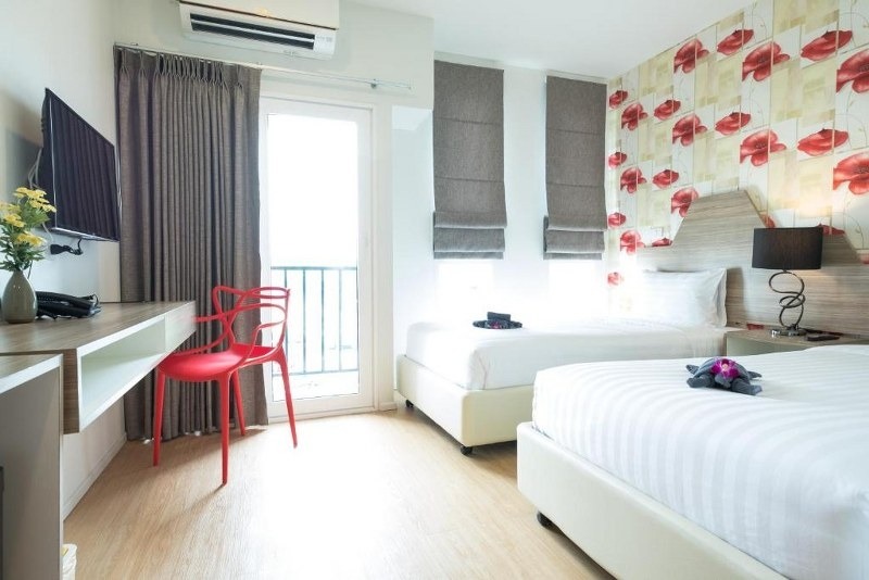 พัทยา, top 10+ ที่พักพัทยาติดทะเลราคาถูก รับลมทะเลเย็นๆ ราคาไม่เกิน 1,000