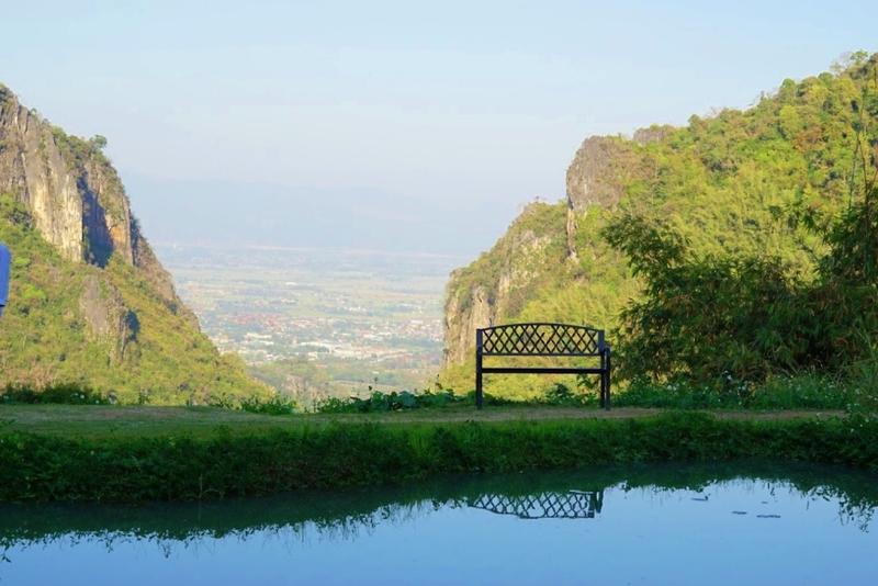 akha farmville, choui fong, singha park, กาดเจียงฮายรำลึก, ขุนน้ำนางนอน, คอฟฟี่ฮิลล์, จุดชมวิวดอยช้างมูบ, ช่องเขาขาด, ฐานปฏิบัติการดอยช้างมูบ, ดอยผาตั้ง, ดอยผาหมี, ดอยแม่สลอง, ตลาดแม่สาย, ตุงหลวงเฉลิมพระเกียรติ, ถนนคนเดินเชียงราย, ถ้ำหลวง ขุนน้ำนางนอน, ที่เที่ยวเชียงราย, ที่เที่ยวเชียงราย 2023, ที่เที่ยวเชียงราย 2566, ที่เที่ยวเชียงราย ธรรมชาติ, ที่เที่ยวเชียงราย ในเมือง, ที่เที่ยวเชียงรายใกล้ฉัน, ผาฮี้, พระธาตุดอยแม่ย่าม่อน, พระอุโบสถสีน้ำเงิน, พระโพธิสัตว์กวนอิมใหญ่ที่สุดในไทย, พิพิธภัณฑ์บ้านดำ, ฟาร์มแกะ ดอยช้าง, ภูชี้ดาว, ภูชี้ฟ้า, วัดป่าญะ, วัดพระธาตุดอยตุง, วัดพระธาตุแม่ย่าม่อน, วัดร่องขุ่น, วัดร่องเสือเต้น, วัดห้วยปลากั้ง, สวนคุณปู่ life museum, สวนคุณปู่ เชียงราย, สะพานไม้ไผ่ไร่ผาฮี้, สามเหลี่ยมทองคำ, สิงห์ปาร์ค, หมู่บ้านกะเหรี่ยงคอยาว, หมู่บ้านชาวเขากะเหรี่ยงคอยาว, หมู่บ้านสันติคีรี, อนุสาวรีย์พ่อขุนเม็งรายมหาราช, อาข่า ฟาร์ม, เชียงราย, เชียงราย 2023, เชียงราย 2566, เชียงรายไนท์บาซาร์, เที่ยวเชียงราย, โชคธรรมเจดีย์ 9 ชั้น, ไร่ชาฉุยฟง, ไฮเดรนเยีย ดอยแม่มอญ, ไฮเดรนเยียซัง, top 25+ ที่เที่ยวเชียงราย [กรกฎาคม 2024] ไหว้พระ ชมธรรมชาติ สัมผัสวิถีชีวิตชาวเขา ที่ดินแดนเหนือสุดประเทศไทย