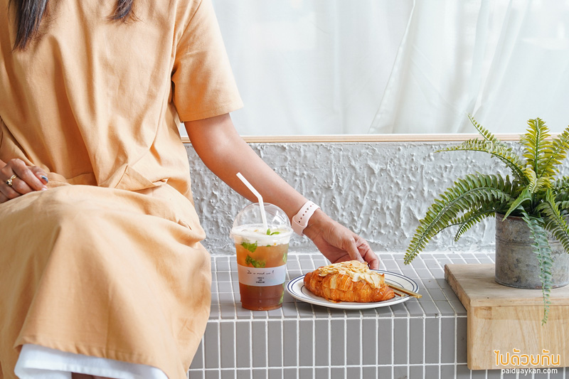 คาเฟ่สมุทรปราการ, coffee i need u, coffee i need u  คาเฟ่มินิมอล คลุมโทนเกาหลี