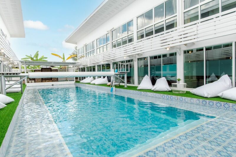 pool lay stay 32 poolvilla pattaya พักสบายกับครอบครัว