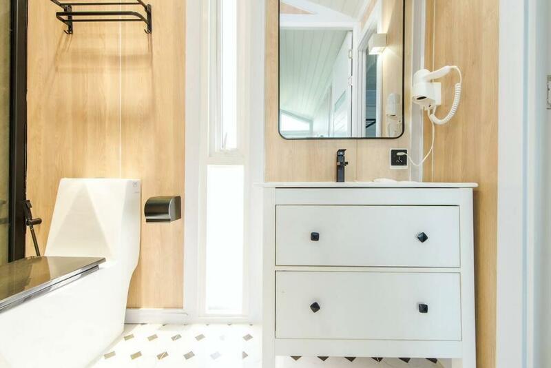 พูลวิลล่า pool lay stay x4 poolvilla pattaya สุดหรูในพัทยา