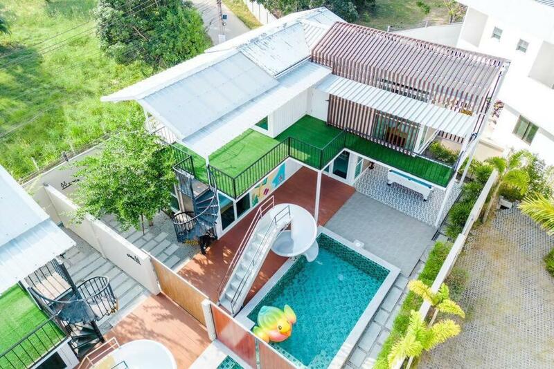 พูลวิลล่า pool lay stay x4 poolvilla pattaya สุดหรูในพัทยา