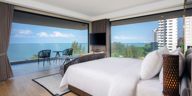 พัทยา, top 10+ ที่พักดูพลุพัทยา 2567 โรงแรมดูพลุพัทยาได้จากในห้องนอน ติดทะเล