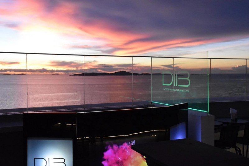 พัทยา, top 10+ ที่พักดูพลุพัทยา 2567 โรงแรมดูพลุพัทยาได้จากในห้องนอน ติดทะเล