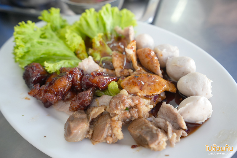 เพ็ญพริกเผ็ด, ก๋วยเตี๋ยวเพชรบุรี, ร้านอร่อยเพชรบุรี, เพ็ญพริกเผ็ด เพชรบุรี