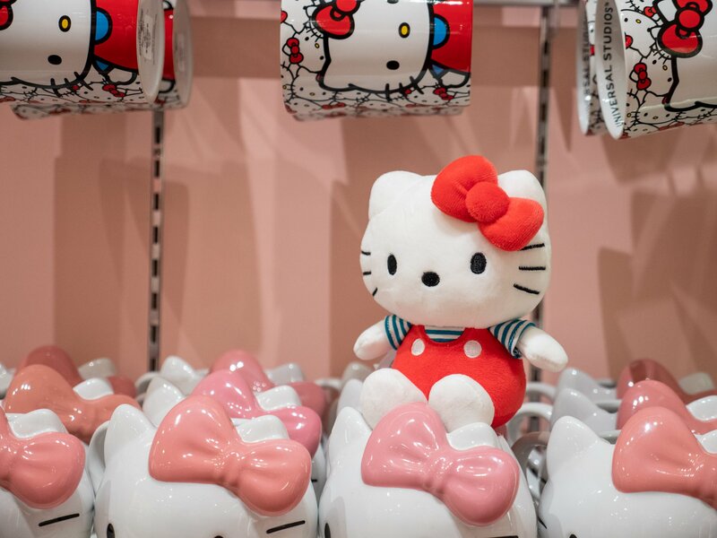 ancient egypt, hello kitty studio, jurassic park, jurassic park rapids adventure, minions, resorts world sentosa, revenge of the mummy, sentosa, sesame street, sesame street spaghetti space chase, shrek, the lost world, the mummy, transformers, transformers the ride, treasure hunters, universal express, universal express pass, universal express unlimited, universal singapore มีอะไรบ้าง, universal studios, universal studios singapore, universal studios singapore มีอะไรบ้าง, velociraptor, ที่เที่ยวสิงคโปร์, ยูนิเวอร์แซล สิงคโปร์, สวนสนุก, สิงคโปร์, สิงคโปร์ 2024, เที่ยวสิงคโปร์ 2024, เที่ยวสิงคโปร์ 2567, เที่ยว universal studios singapore แบบเต็มพิกัด ตื่นเต้นกับสวนสนุกสุดมันส์และจุดถ่ายรูปที่ห้ามพลาด