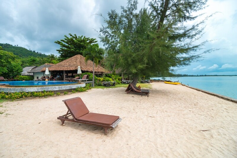 ทิวสน บีช รีสอร์ท, ที่พักพังงา, ที่พักพังงา 2024, ที่พักพังงา 2567, ที่พักเกาะยาว, ที่พักเกาะยาว 2024, ที่พักเกาะยาว 2567, ที่พักเกาะยาวใหญ่, ที่พักเกาะยาวใหญ่ 2024, ที่พักเกาะยาวใหญ่ 2567, ยาวใหญ่ บีช รีสอร์ท, รีสอร์ท เกาะยาวใหญ่, สันธิญา เกาะยาวใหญ่, เกาะยาว, เกาะยาวใหญ่, เกาะยาวใหญ่ 2024, เกาะยาวใหญ่ 2567, เกาะยาวใหญ่ วิลเลจ, โกลว์ เอลิกเซียร์ เกาะยาวใหญ่, top 10+ ที่พัก เกาะยาวใหญ่ [กรกฎาคม 2024] ติดทะเล บรรยากาศสุดฟิน ในอ่าวพังงา