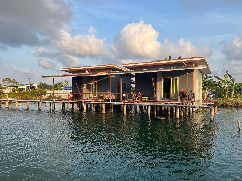 top 12+ โฮมสเตย์จันทบุรีเปิดใหม่ พร้อมอาหาร บุฟเฟ่ต์ซีฟู้ด ติดริมน้ำ ล่องแพ กิจกรรมสุดมัน