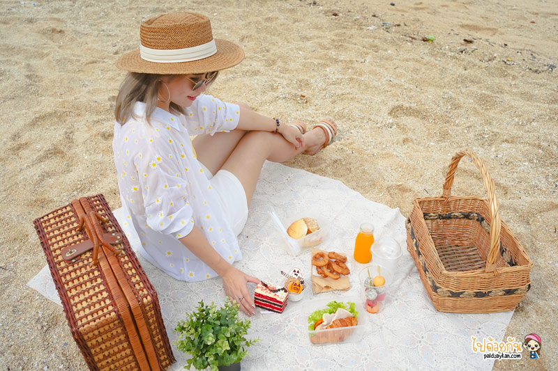 คาเฟ่พัทยา, pink salmon café, คาเฟ่ปิคนิคริมทะเล, pink salmon cafe ปิคนิคริมทะเล ทานของอร่อย แชะภาพสวย