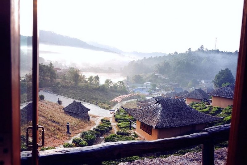 หมู่บ้านรักไทย ลีไวน์รักไทยรีสอร์ท จ.แม่ฮ่องสอน มนต์เสน่ห์เมืองจีนที่ไทย !!!