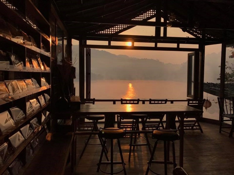 หมู่บ้านรักไทย ลีไวน์รักไทยรีสอร์ท จ.แม่ฮ่องสอน มนต์เสน่ห์เมืองจีนที่ไทย !!!