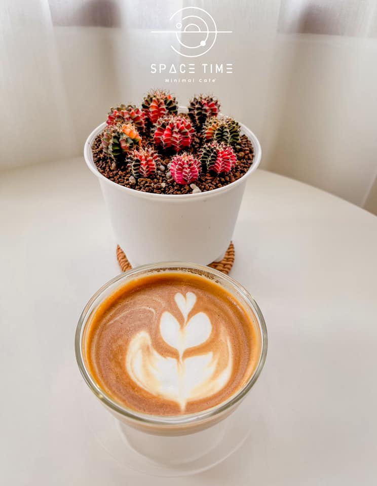 คาเฟ่ จังหวัดเพชรบุรี : รวมคาเฟ่น่านั่ง บรรยากาศดี ไม่ควรพลาด จังหวัดเพชรบุรี!