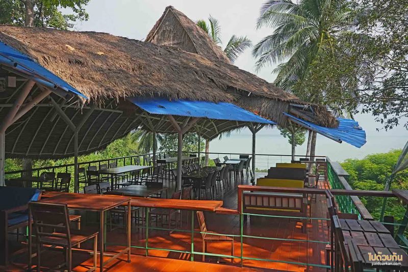 คาเฟ่ขนอม, blue terrace cafe  ขนอม, blue terrace cafe  คาเฟ่บนเนินเขา ชมวิวทะเลอ่าวขนอม